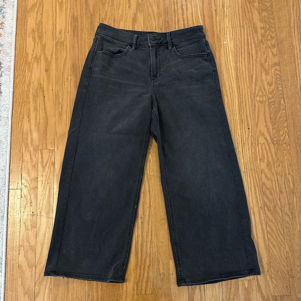 Wide leg black jeans size 6 petite